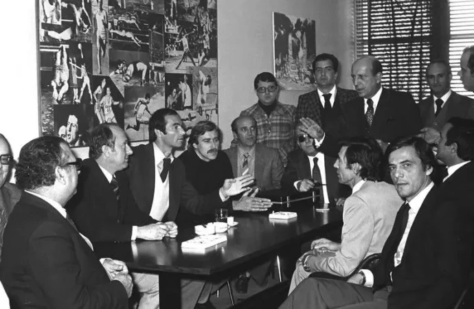 Εργάτες, αγρότες… ποδοσφαιριστές, ο ιστορικός αγώνας του ΠΣΑΠ